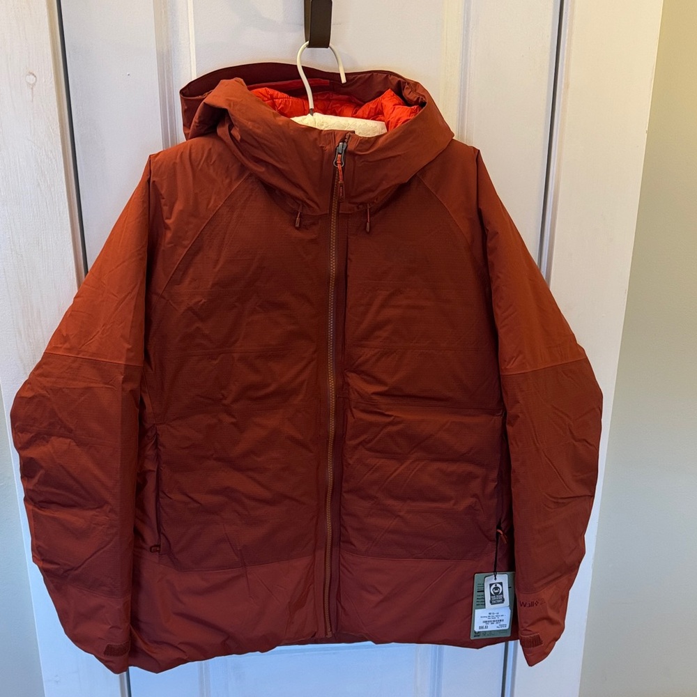 REI Women's Orange Ski Jacket - Picture 14 of 15